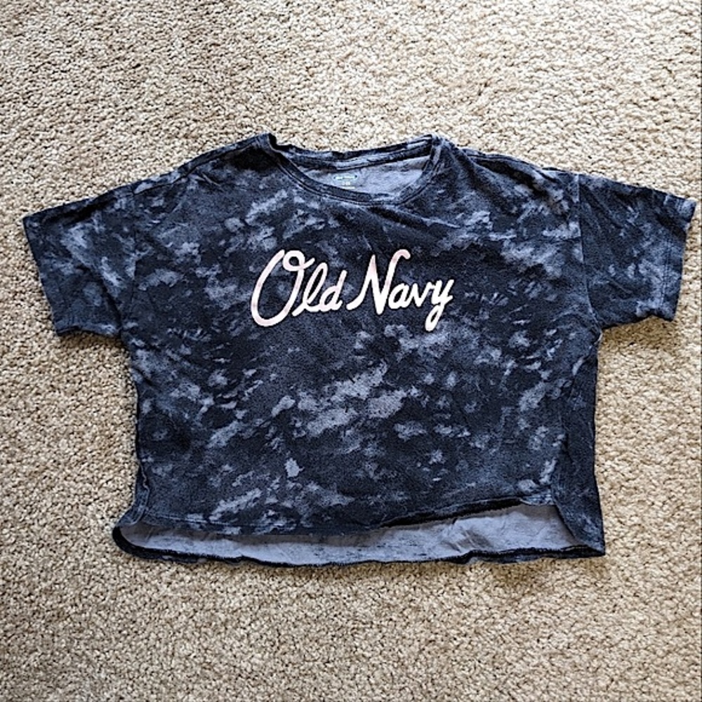 Old Navy Tie Dyed Cropped Logo Tee size Medium